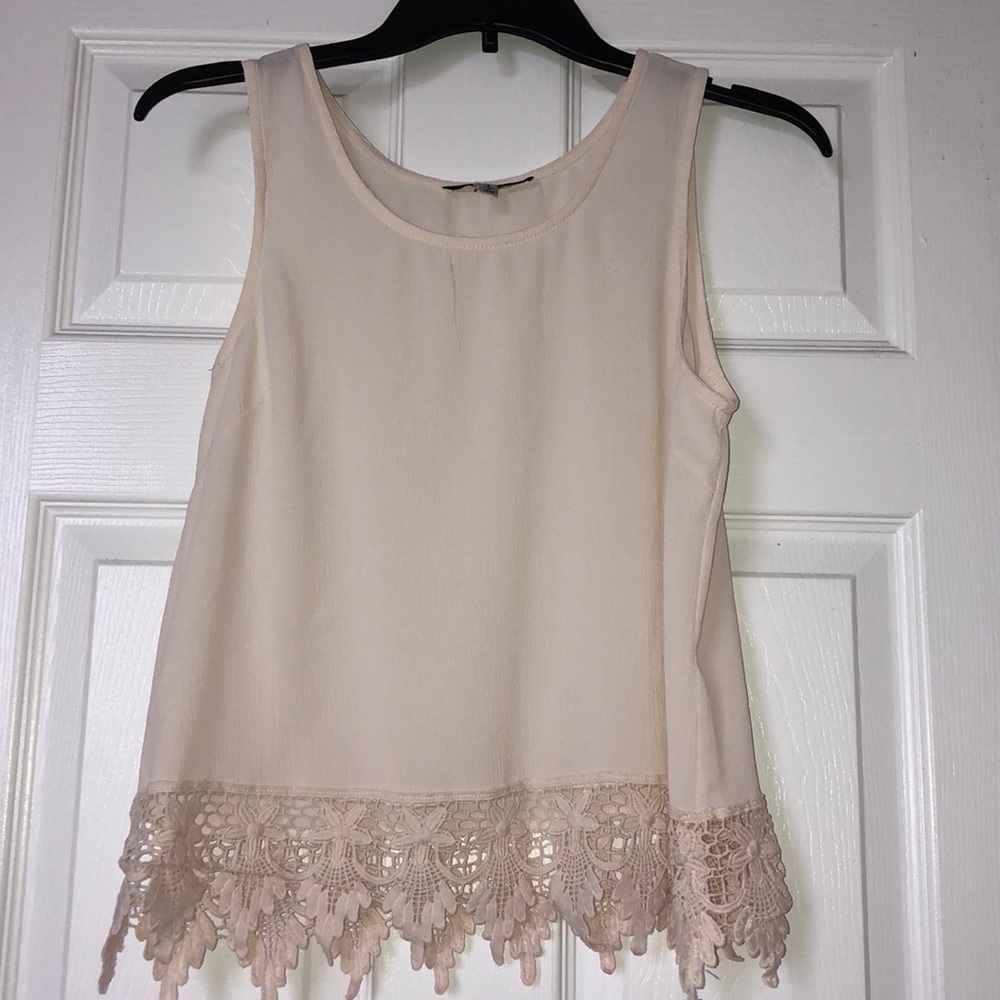 Cream colored tank with lace